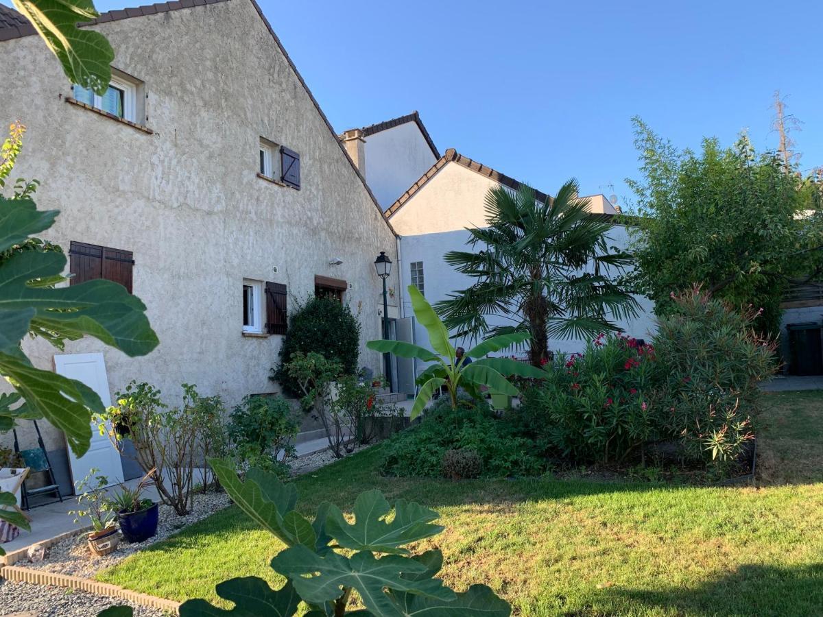 La Maison Parisienne & Jardin Argenteuil Exterior photo